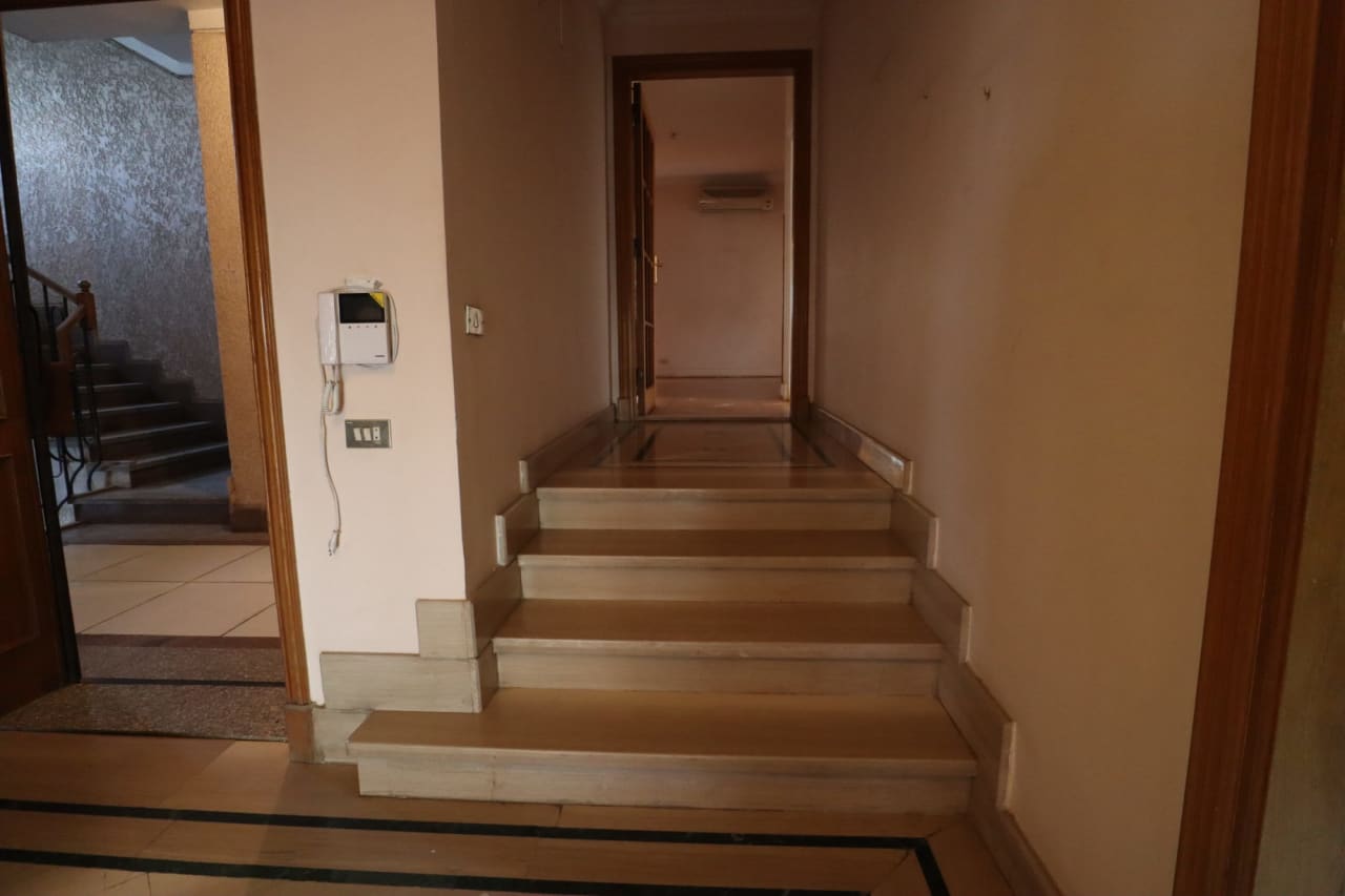 4 bedroom Apartment for rent in Degla , Cairo - Image 6