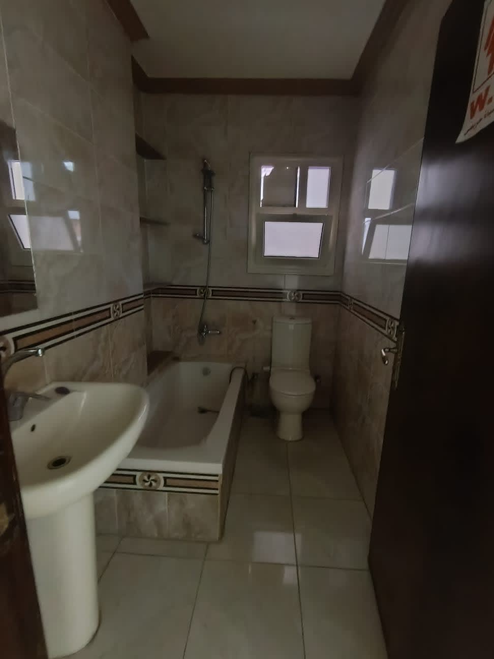5 bedroom Office for rent in New Maadi , Cairo - Image 8