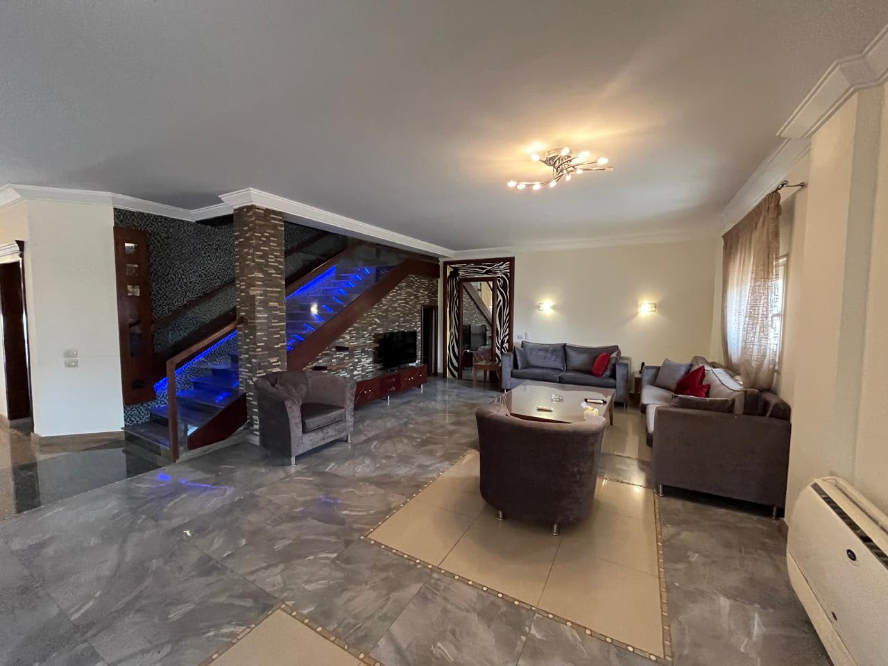 5 bedroom Penthouse for rent in Zamalek , Cairo - Image 2