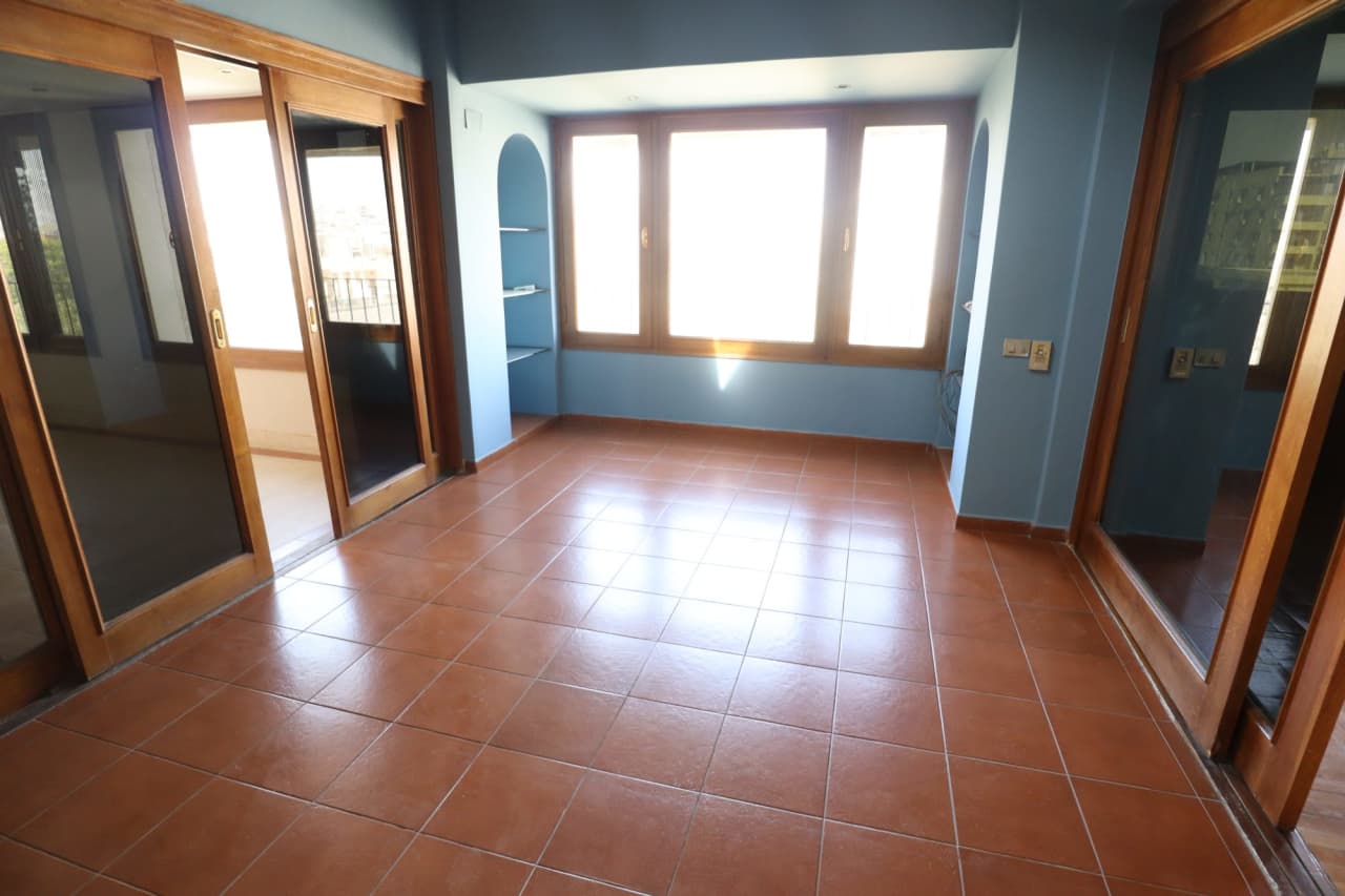 4 bedroom Penthouse for rent in Sarayat , Cairo - Image 4