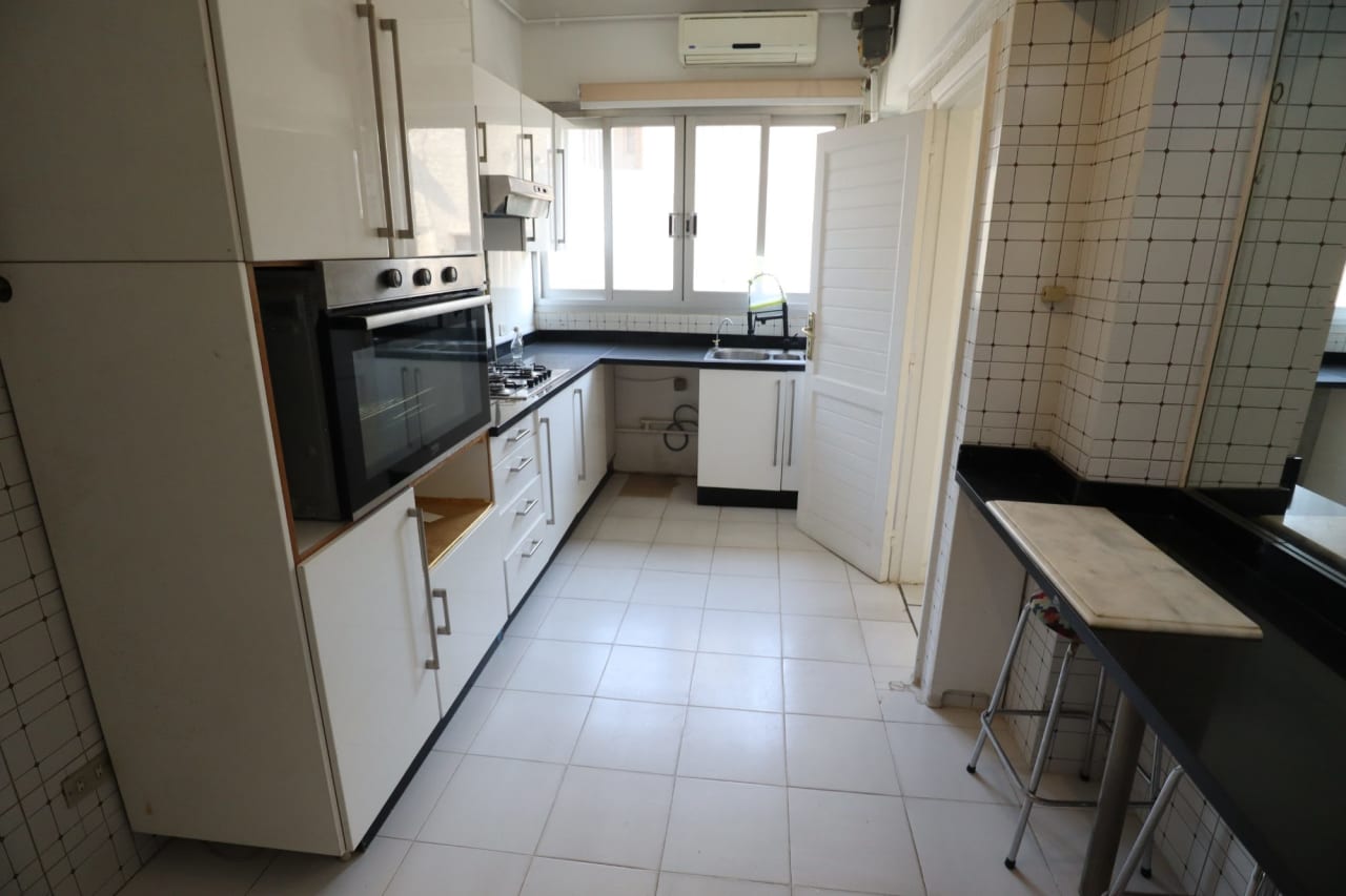 4 bedroom Penthouse for rent in Sarayat , Cairo - Image 5
