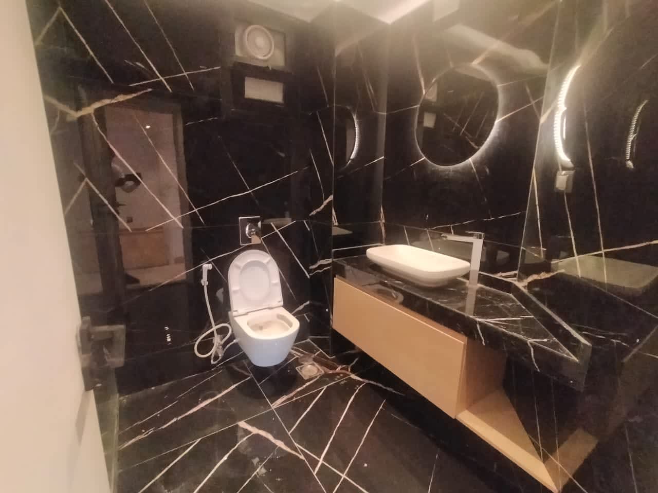 4 bedroom Apartment for rent in Sarayat , Sarayat - Image 8