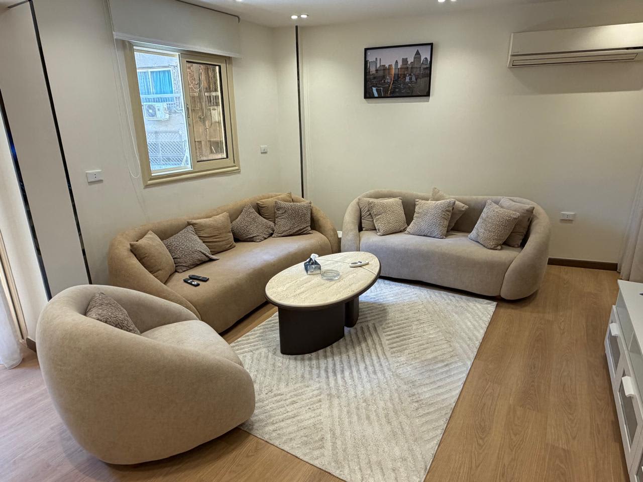 2 bedroom Apartment for rent in Northern Zamalek , Northern Zamalek - Image 2