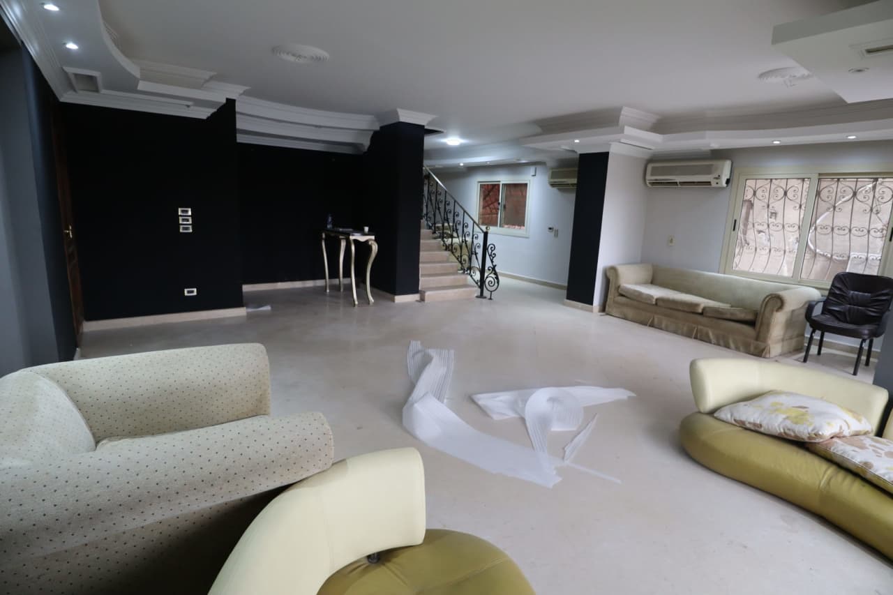 3 bedroom Office for rent