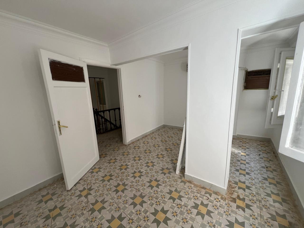 3 bedroom Office for rent in Degla , Maadi - Image 3