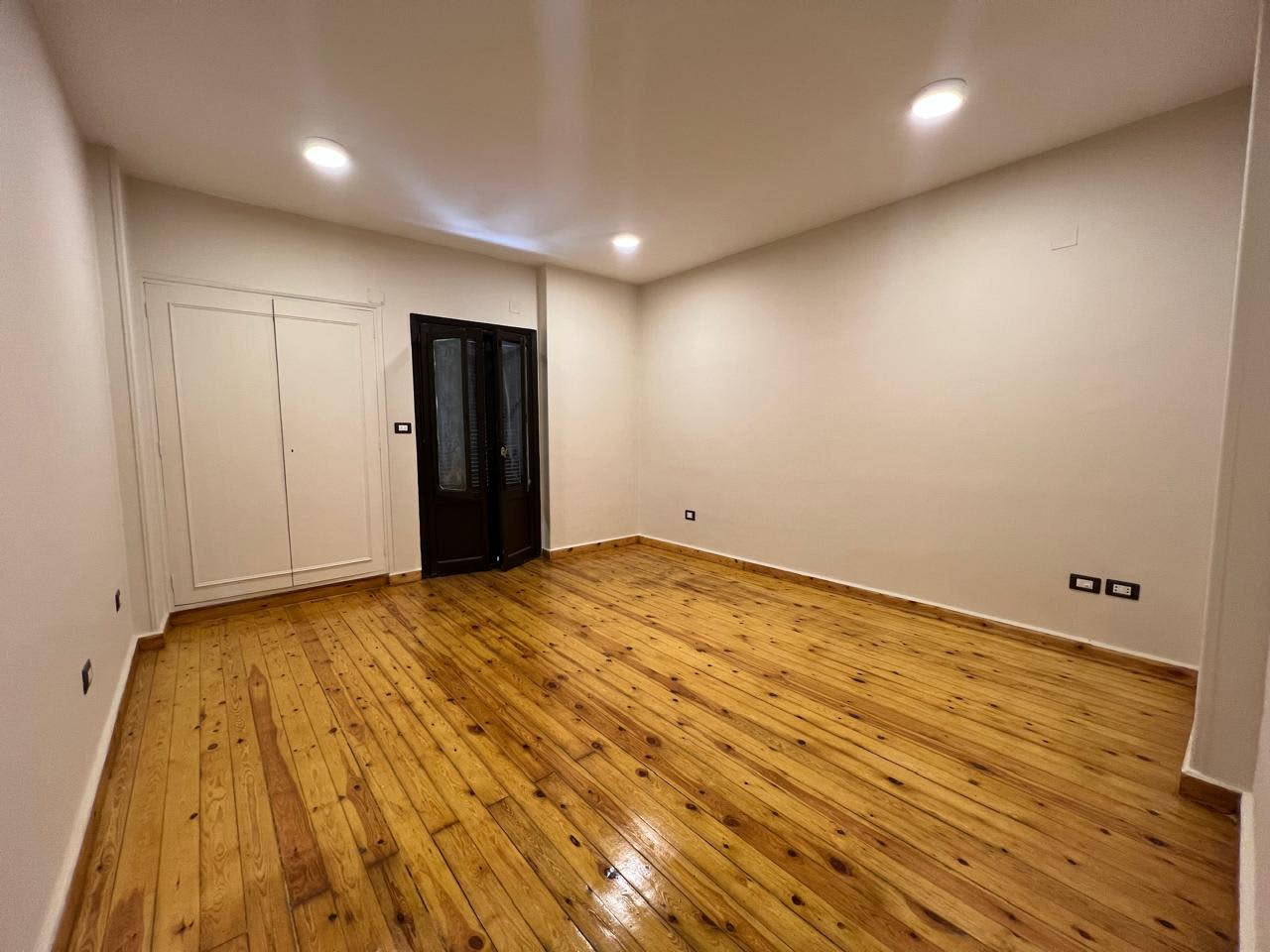 3 bedroom Office for rent in New Maadi , Maadi - Image 5