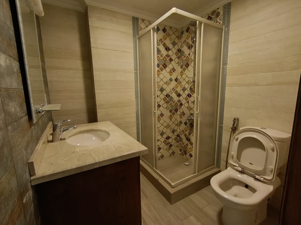 4 bedroom Office for rent in Maadi Corniche , Maadi - Image 12