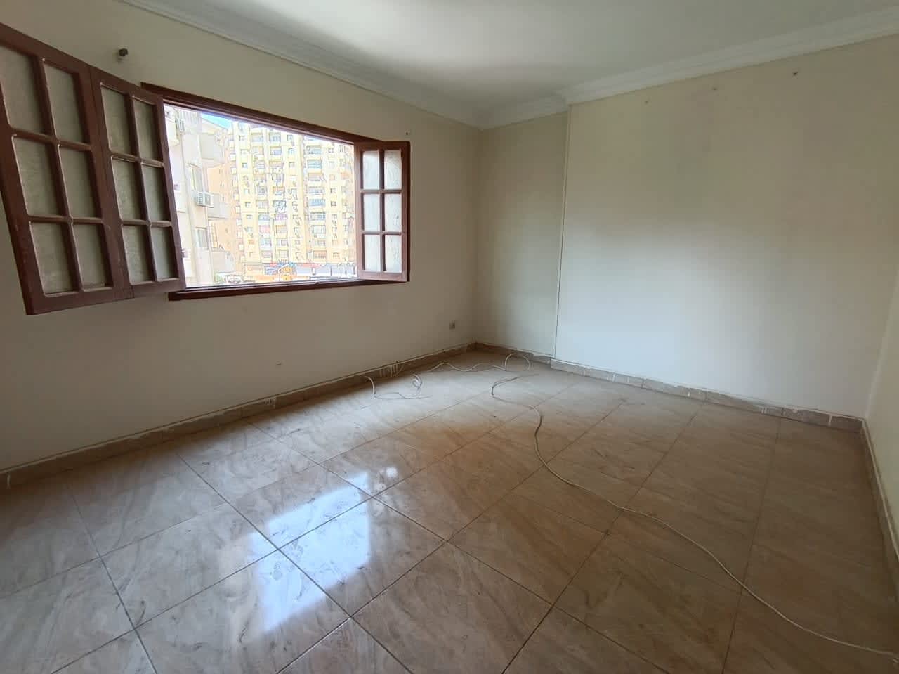 3 bedroom Office for rent in Zahraa El Maadi , Maadi - Image 2