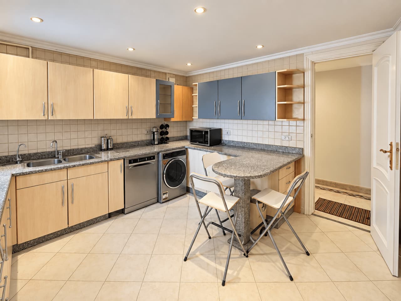 4 bedroom Apartment for rent in Sarayat , Cairo - Image 5