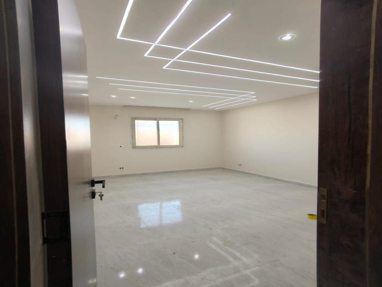 20 bedroom Building for rent in Zahraa El Maadi , Maadi - Image 2
