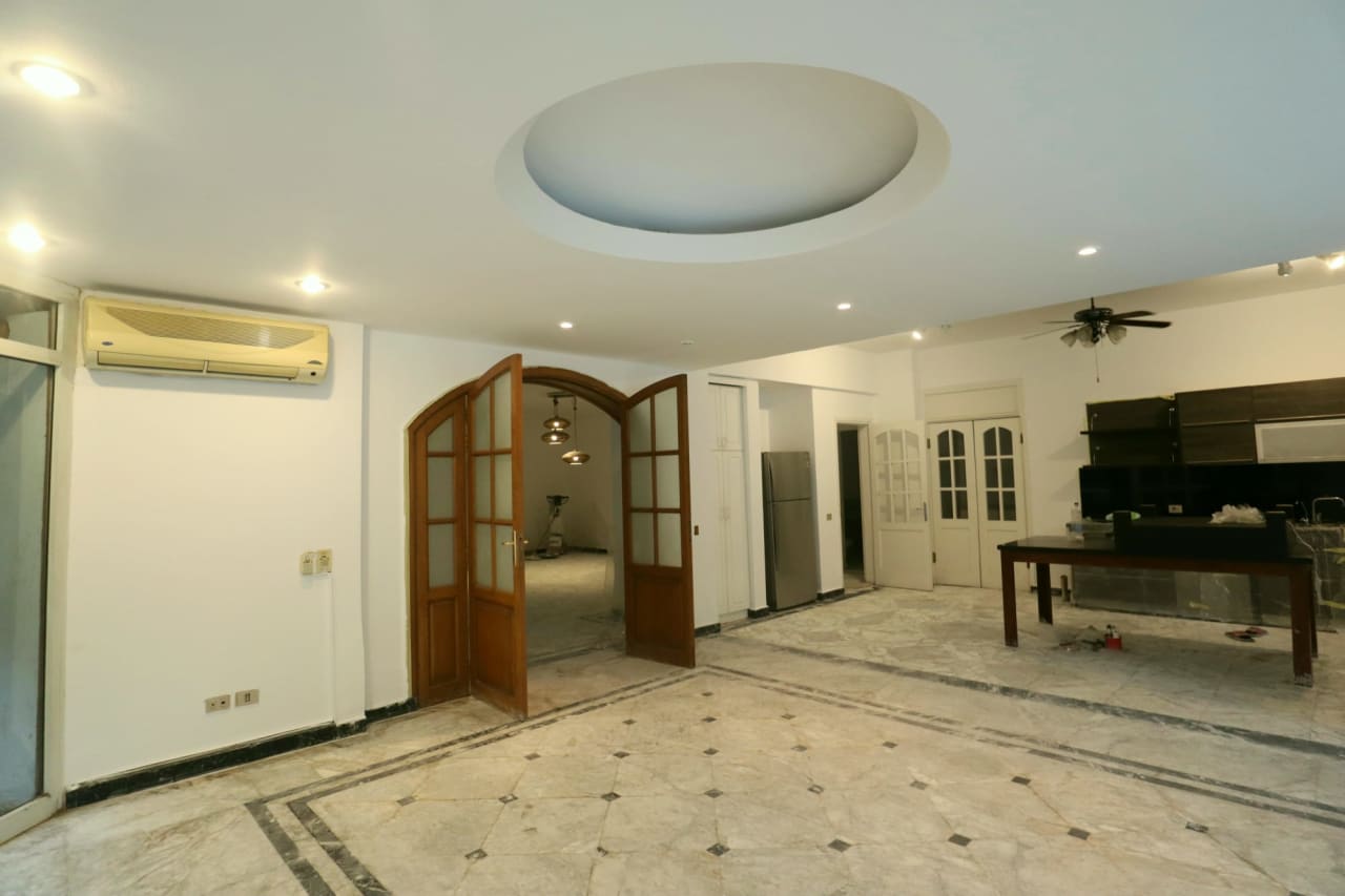 Elite Living: Modern Ground Floor Duplex with Private Pool – Sarayat Maadi.