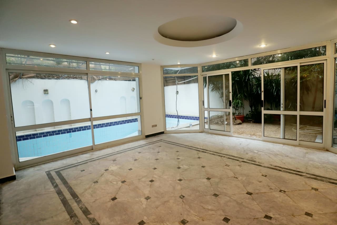 Elite Living: Modern Ground Floor Duplex with Private Pool – Sarayat Maadi.