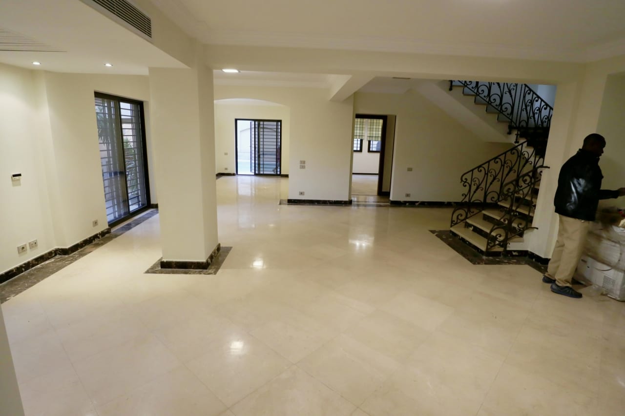 Luxury Triplex Villa Featuring With Pool In Maadi Degla For Rent.