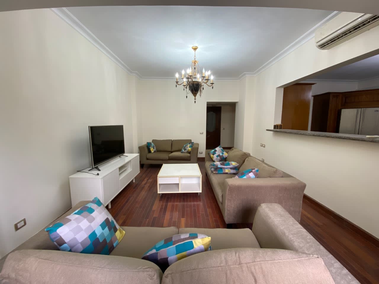 Apartment for rent in Sarayat – photo 3 – 250 m² | T1712