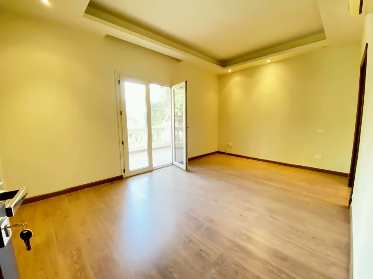 Office for rent in Sarayat – photo 9 – 2200 m² | RE425