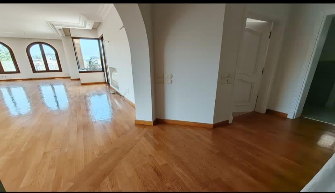 Penthouse for rent in Degla – photo 9 – 350 m² | 11187