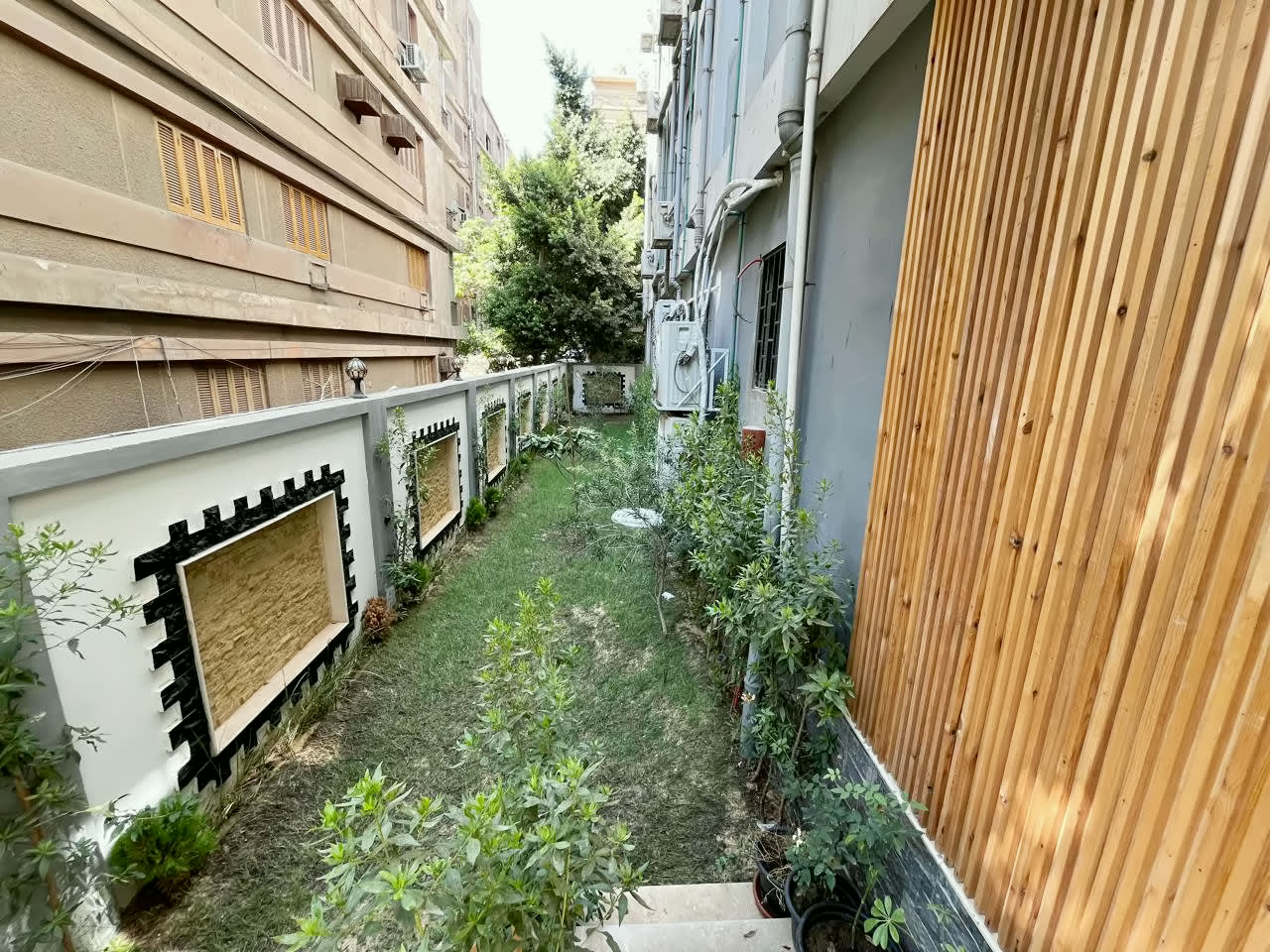 2-bedroom ground floor for rent in Sarayat – photo 1 – 120 m²