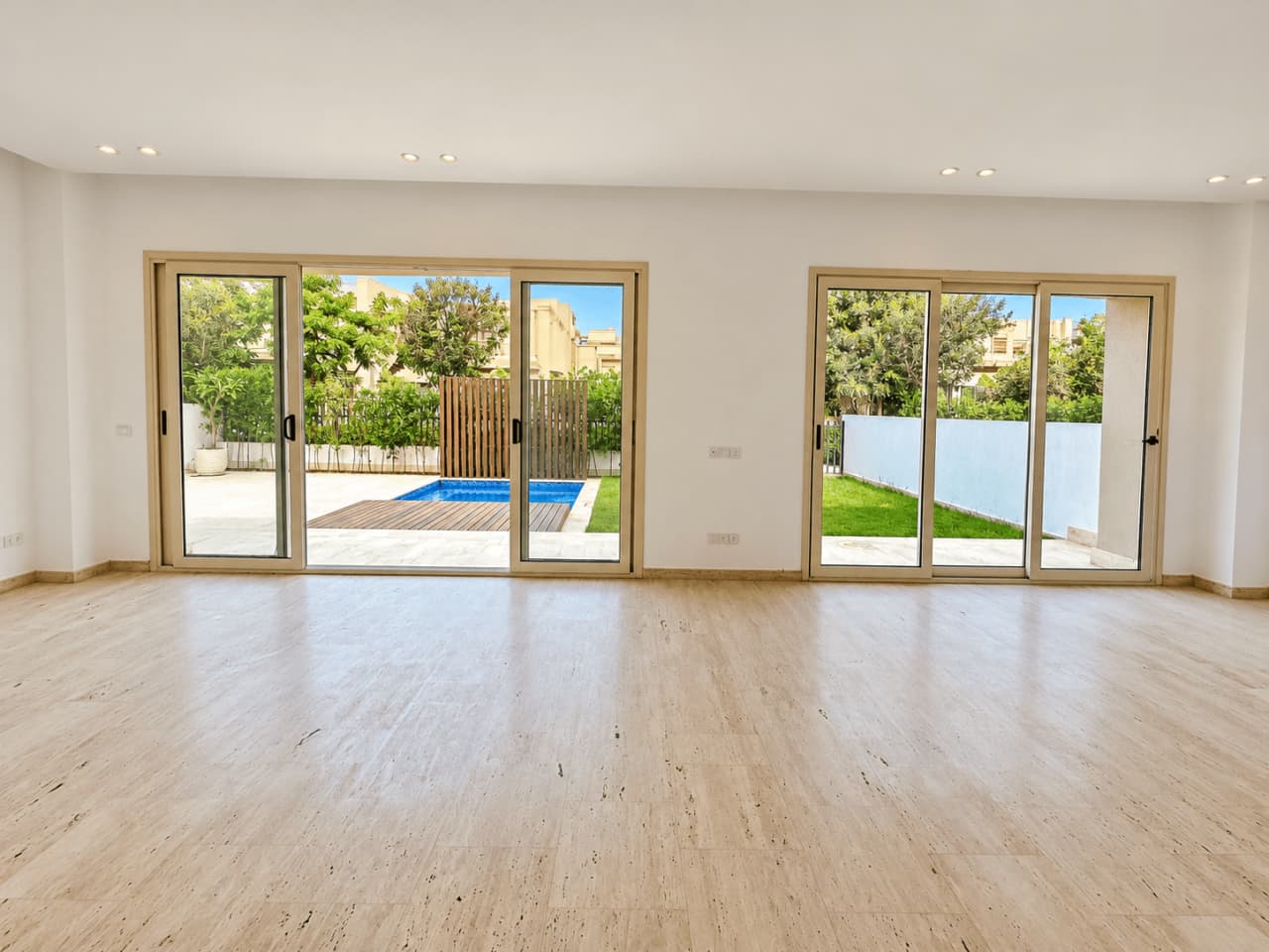 شقة للإيجار في القاهرة الجديدة – صورة 2 – 300 م² | APT-00138