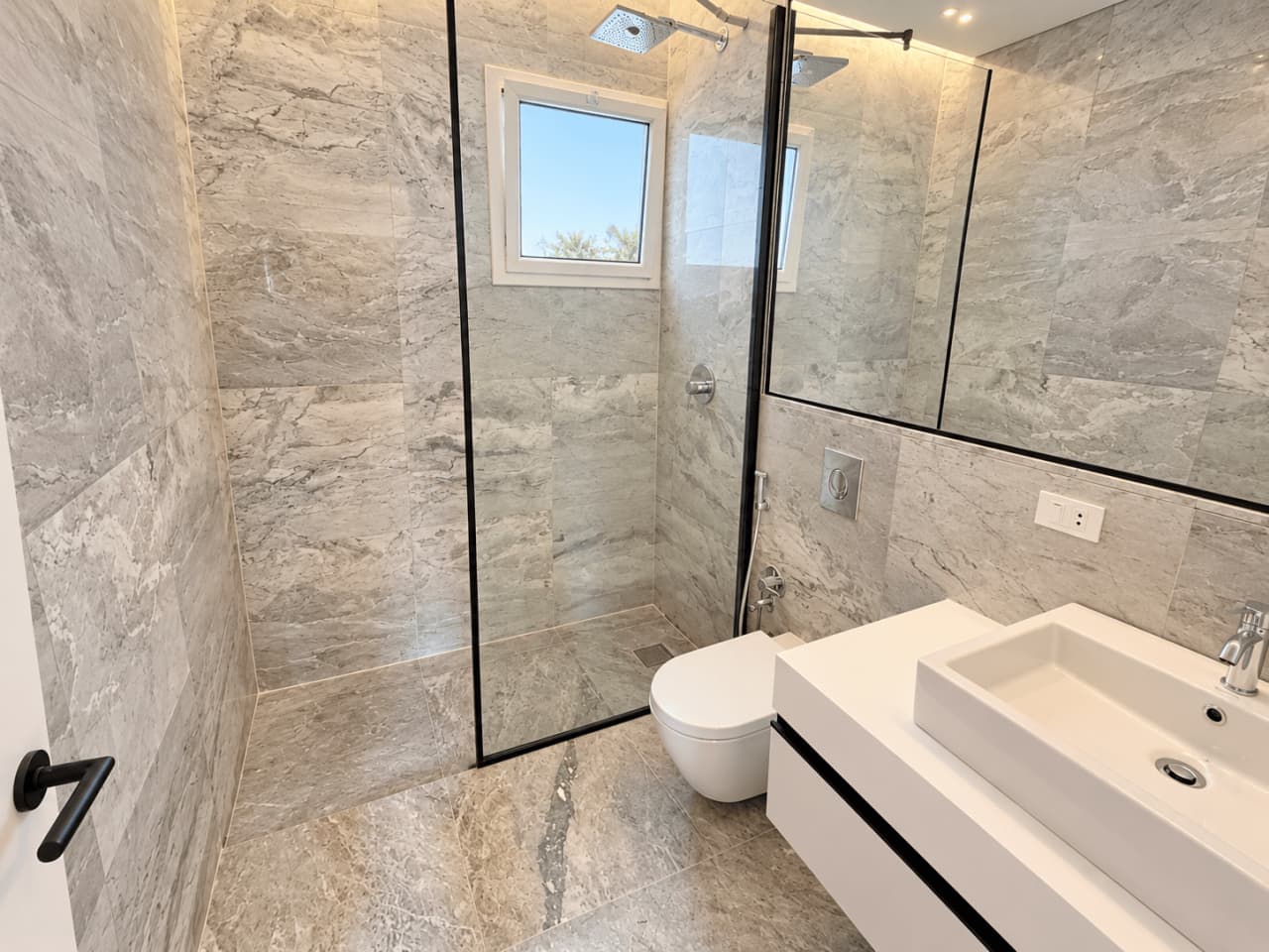 شقة للإيجار في القاهرة الجديدة – صورة 7 – 300 م² | APT-00138