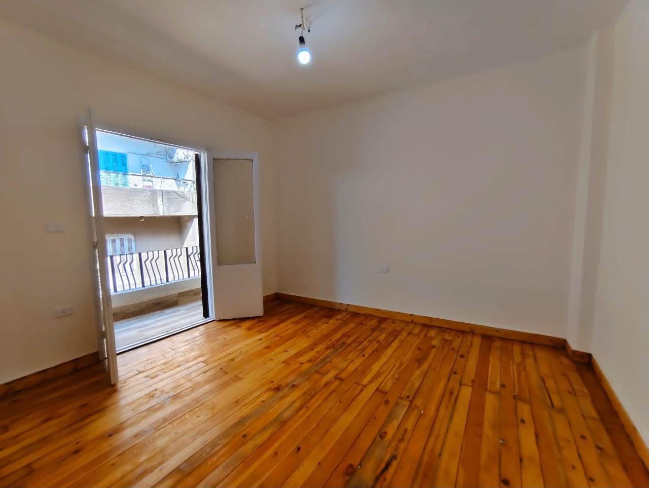 Office for sale in Sarayat – photo 3 – 150 m² | RE1689