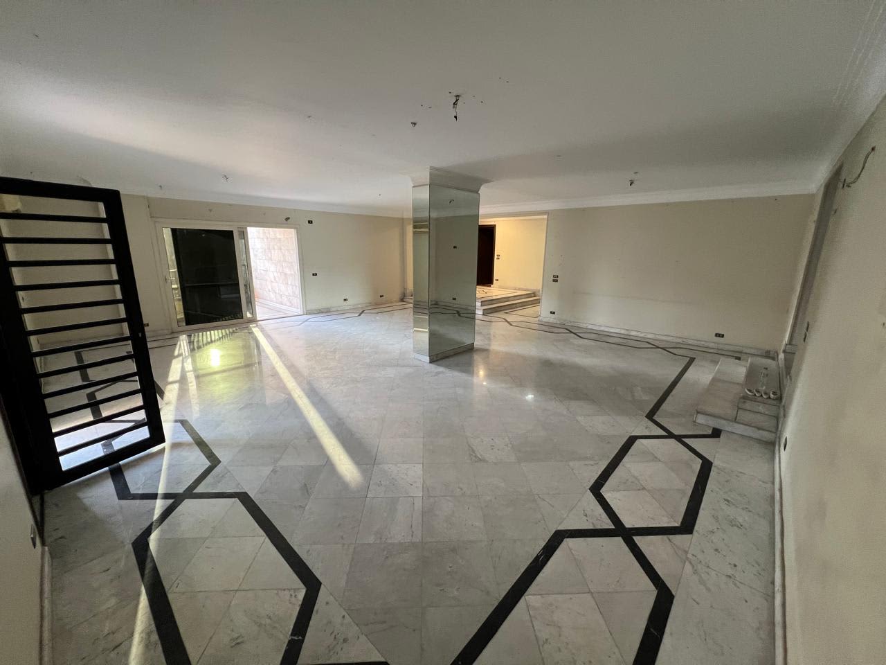 4-bedroom office for rent in Sarayat – photo 1 – 250 m² | RE1686