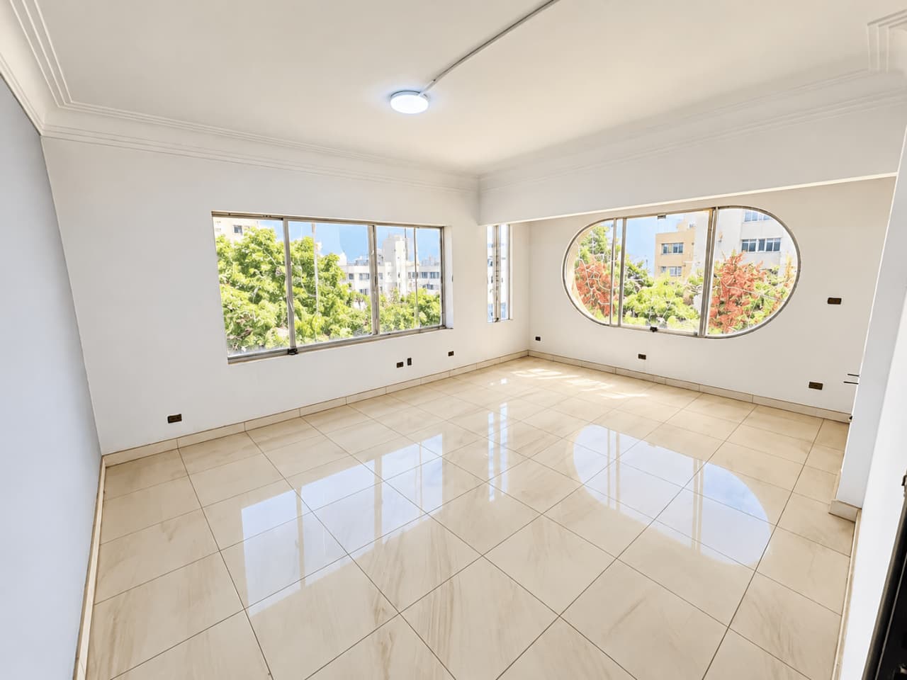 15-bedroom office for rent in Degla – photo 1 – 450 m² | RE1685