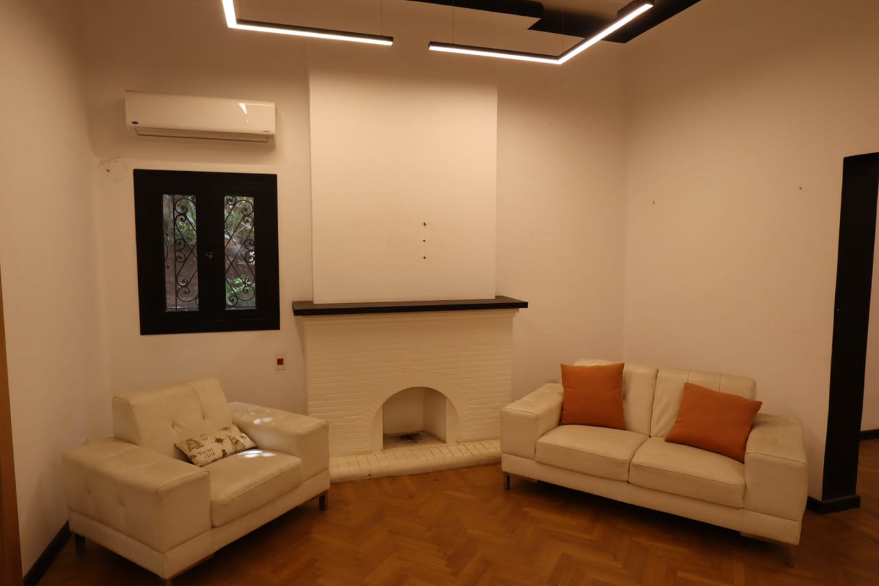 Villa for rent in Sarayat – photo 2 – 400 m² | T931