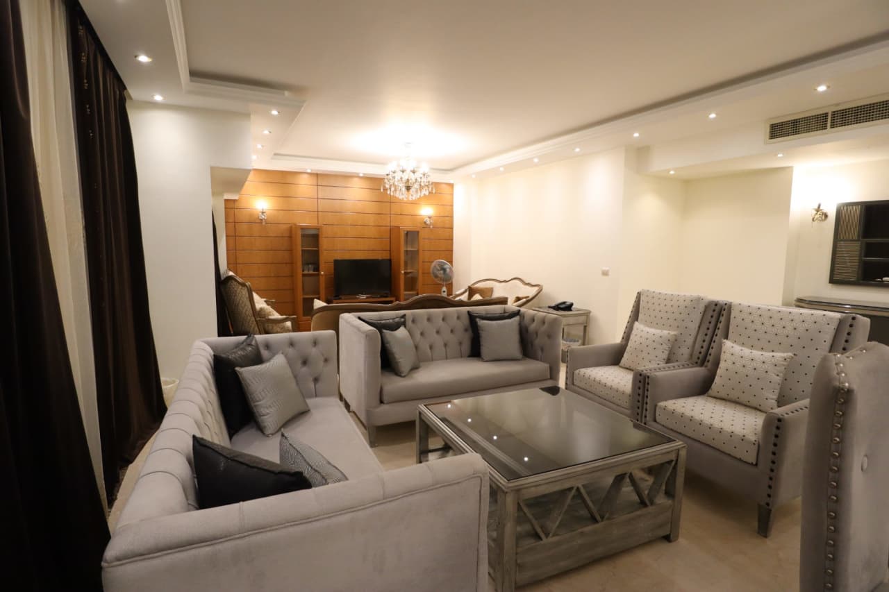 3-bedroom ground floor for rent in Sarayat – photo 1 – 200 m² | 29817