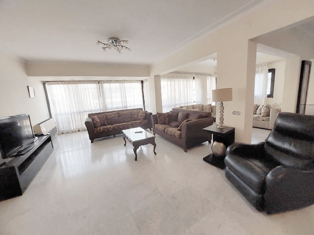 Apartment for rent in Sarayat – photo 2 – 250 m² | T144