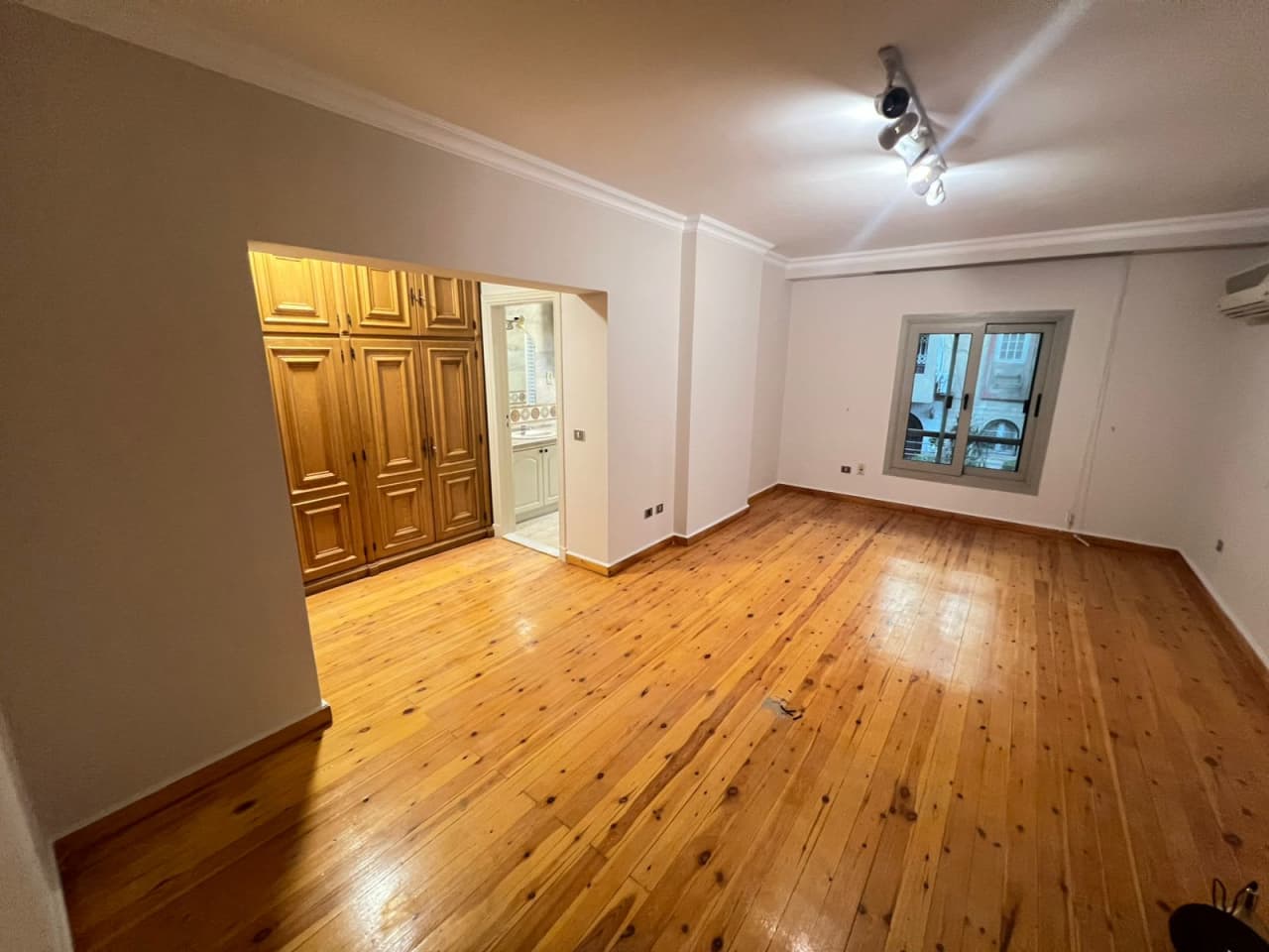 Ground Floor for rent in Sarayat – photo 11 – 400 m² | 6823