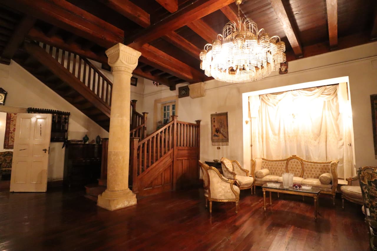 Villa for sale in Sarayat – photo 3 – 1050 m² | 16914