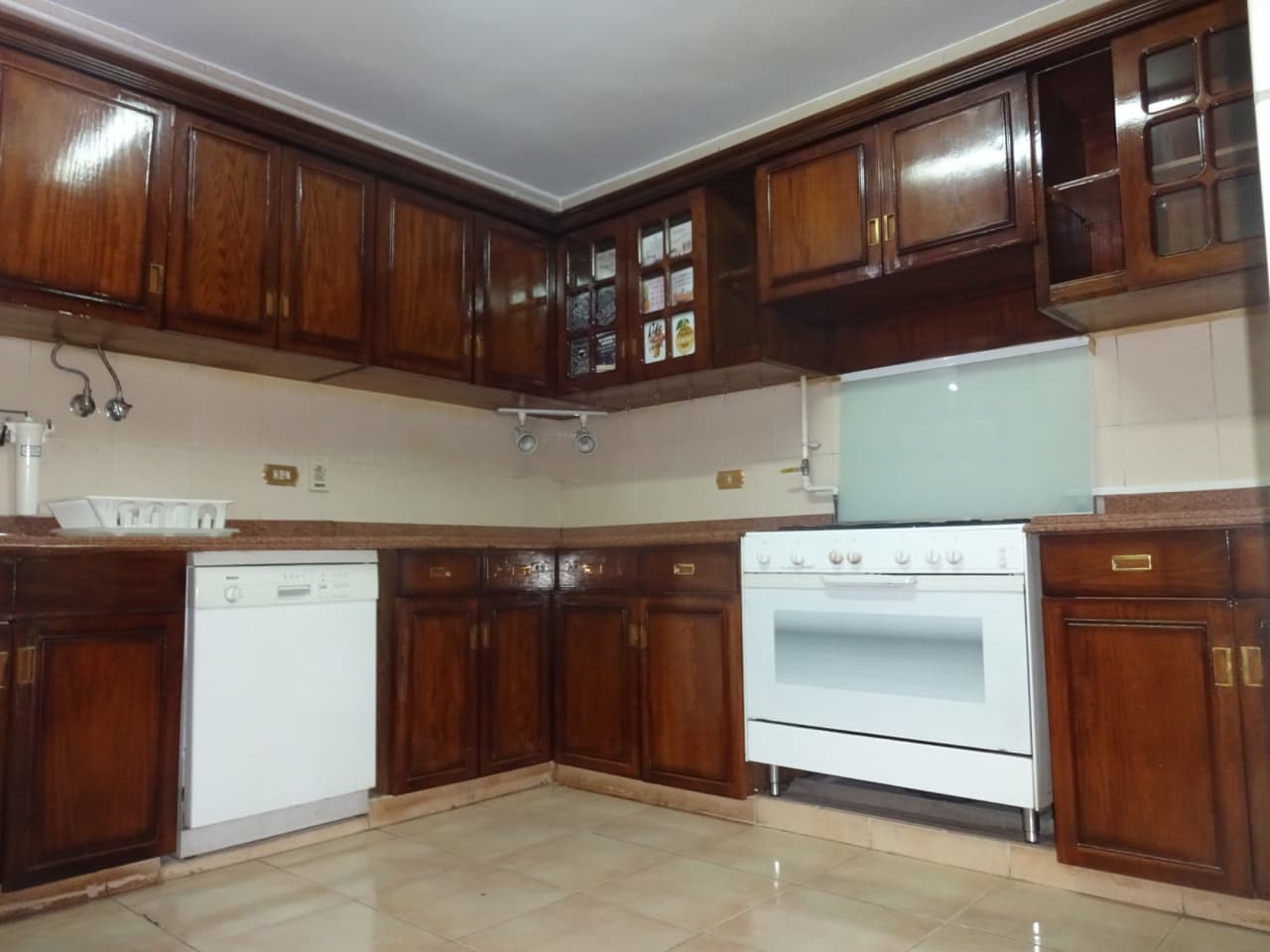 Ground Floor for rent in Sarayat – photo 4 – 250 m² | 7482