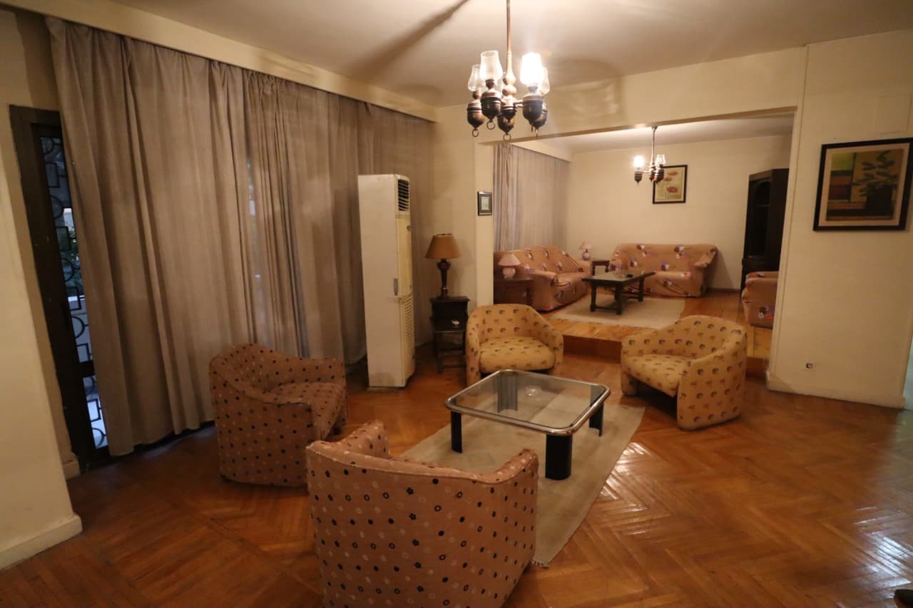 3-bedroom ground floor for rent in Sarayat – photo 1 – 330 m² | 15717
