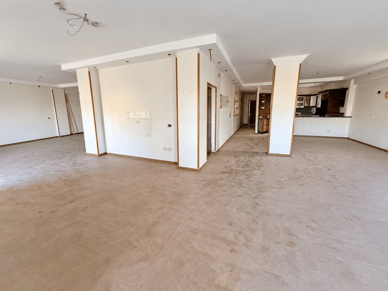 Office for rent in First Settlement – photo 6 – 350 m² | RE1775