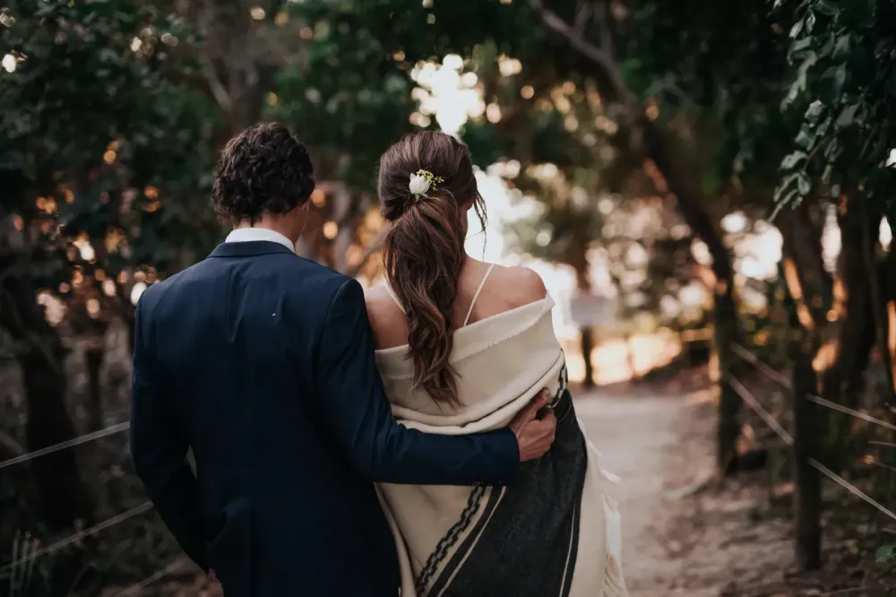Byron bay beach wedding photo