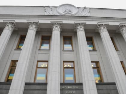 Политолог Брутер считает, что высказывания киевских чиновников о мирных переговорах не имеют значения