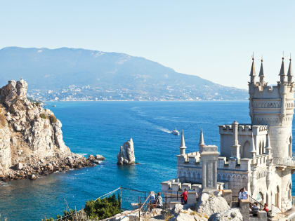 Глава парламента Крыма Константинов: полуостров передали Украине кулуарно