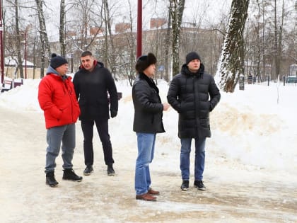 Зимнее содержание парков и скверов Воскресенска – на контроле