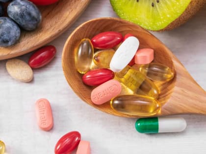 Названы витамины, которые лучше принимать в первой половине дня