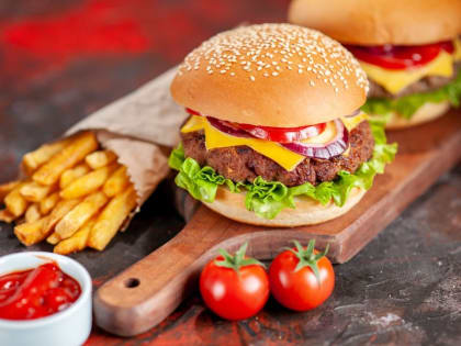 Любителей фастфуда предупредили о страшных последствиях для организма