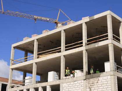 В Первомайском строится новая школа на 825 мест