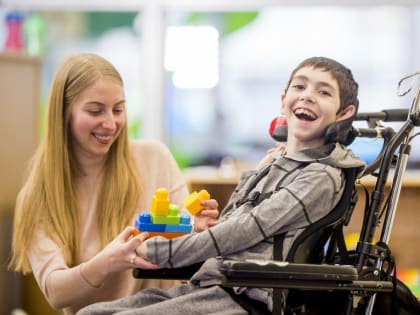 Услуга «Назначение ежемесячного пособия детям‑инвалидам» стала проактивной