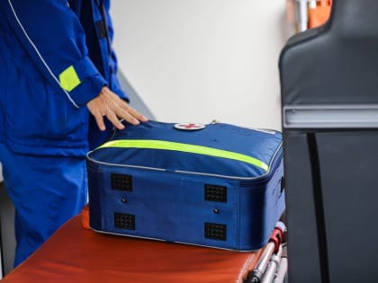 В Долгопрудном врачи спасли мужчину с почти оторванной ушной раковиной