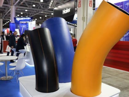 На Климовском трубном заводе в Подольске вывели на полную мощность производство полного спектра полимерных гнутых отводов