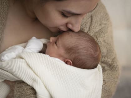 Женщина с хроническим заболеванием нервной системы родила здоровую дочь в Подмосковье