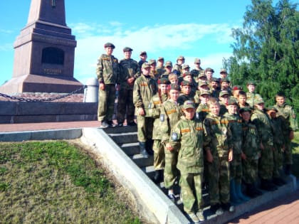 Участники военно-патриотических сборов — в поход по памятным местам Бородина