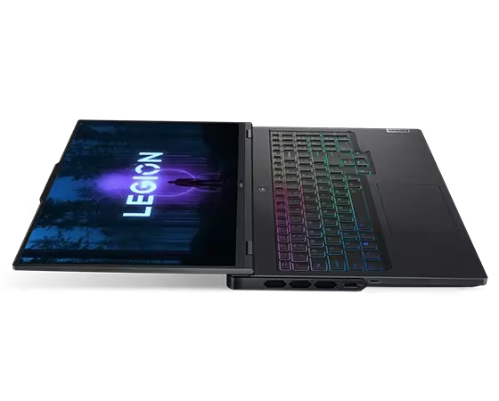  Lenovo Legion Pro 7i gaming laptop Gen 9