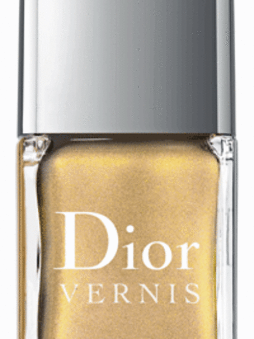 Goldener Nagellack von Dior