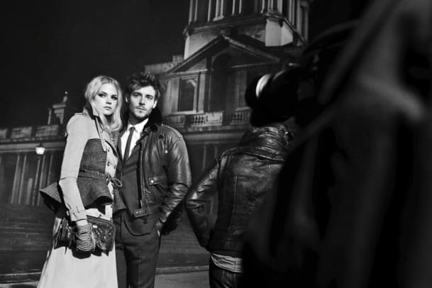 Making-of Burberry: So entstanden Mario Testinos Bilder für die Herbst-Winter-Kampagne