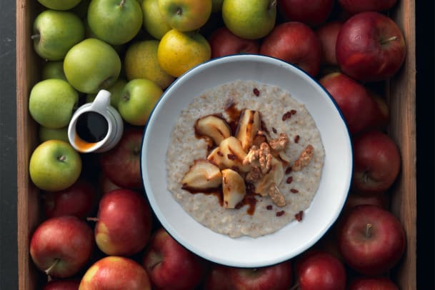 Porridge mit gebackenen Äpfeln